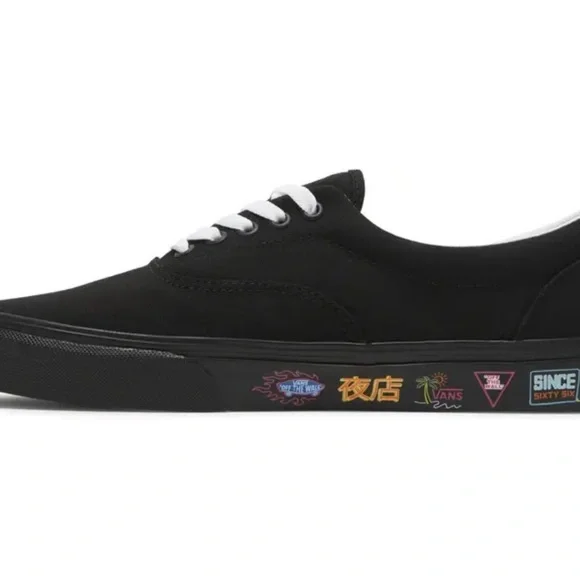 Vans Era market Black sneakers Men's 7.5a/Womens 9 NWT